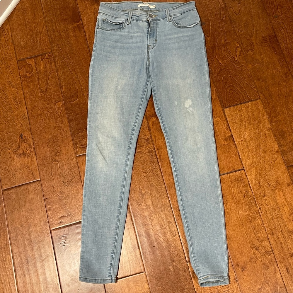 Levi’s 710 Super Skinny Light Wash Size 29